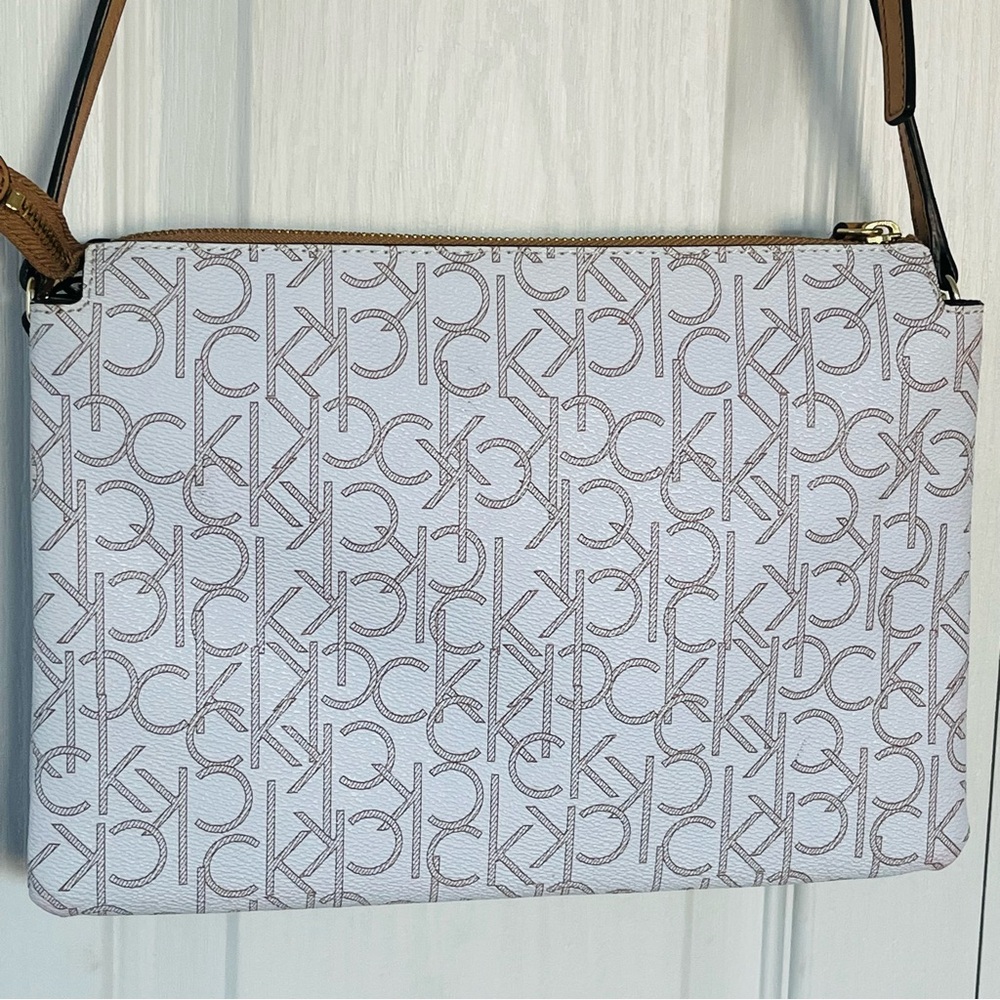 Calvin Klein Women's CK Logo Print Allover Crossbody Bag White Brown CLEAN - Picture 3 of 10